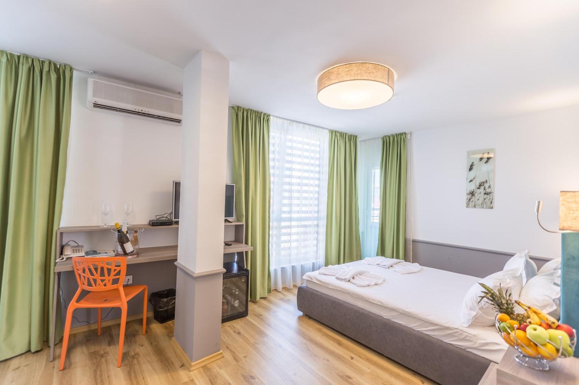 Bsa Boulevard Boutique Готель Сонячний Берег